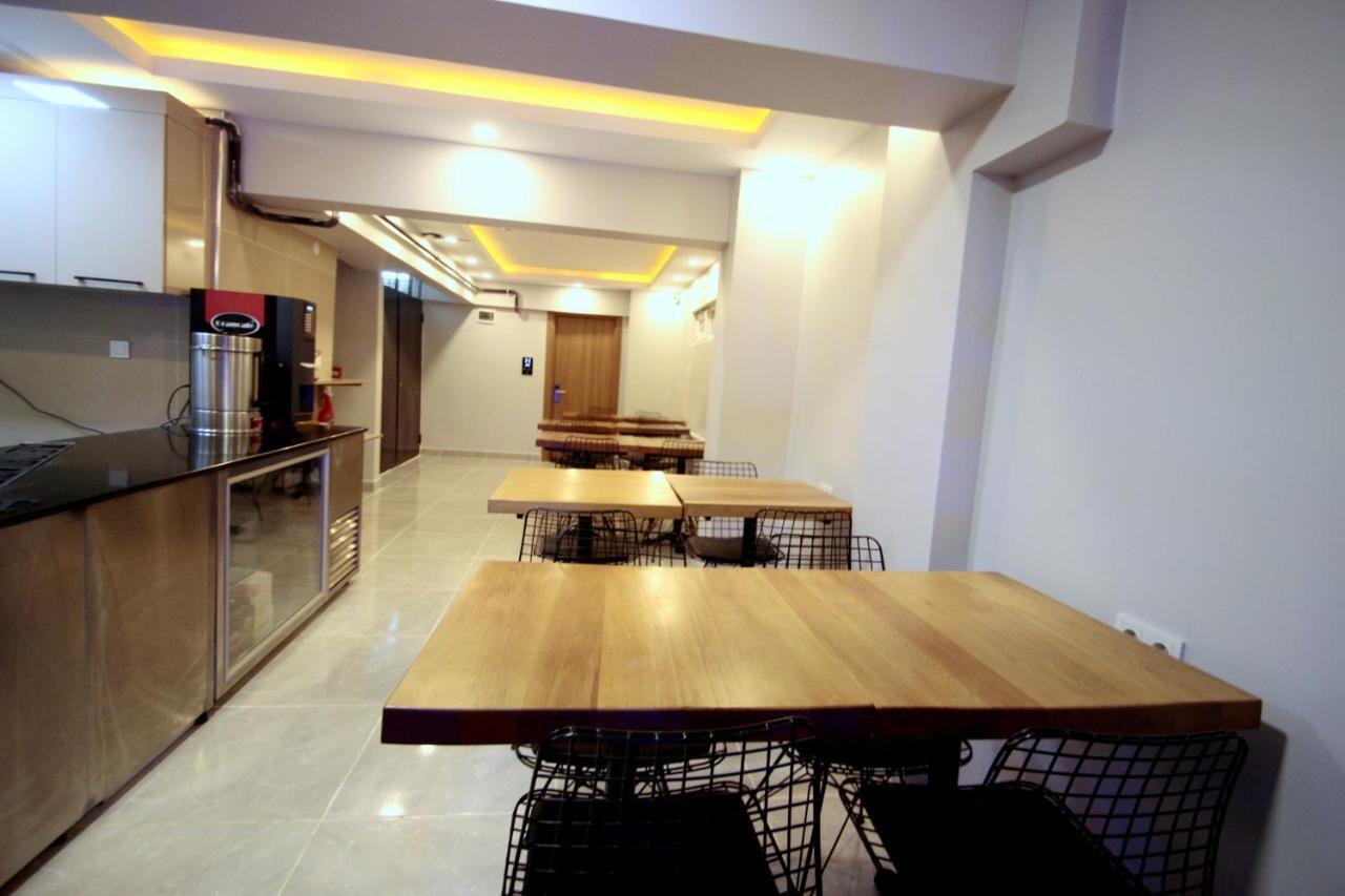 Hira Hotel อิสตันบูล ภายนอก รูปภาพ