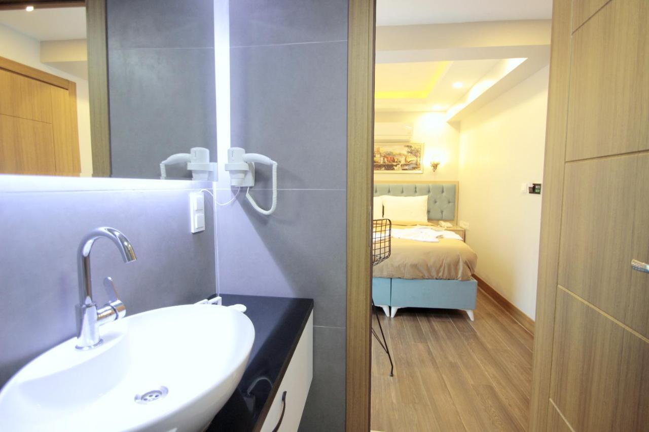 Hira Hotel อิสตันบูล ภายนอก รูปภาพ